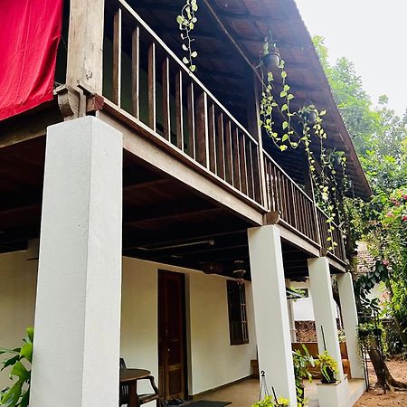 The Sunset Chalet 안주나 외부 사진