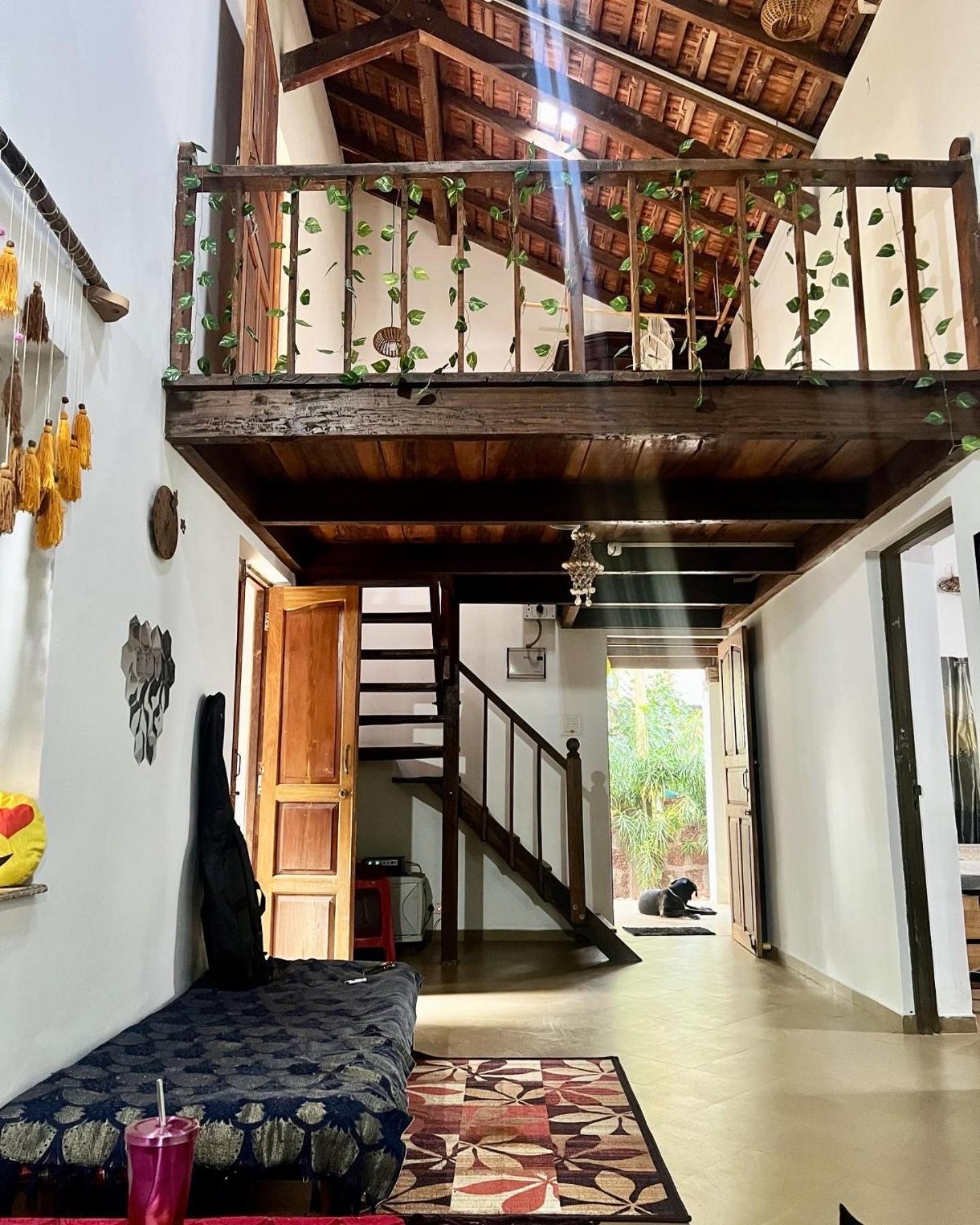 The Sunset Chalet 안주나 외부 사진