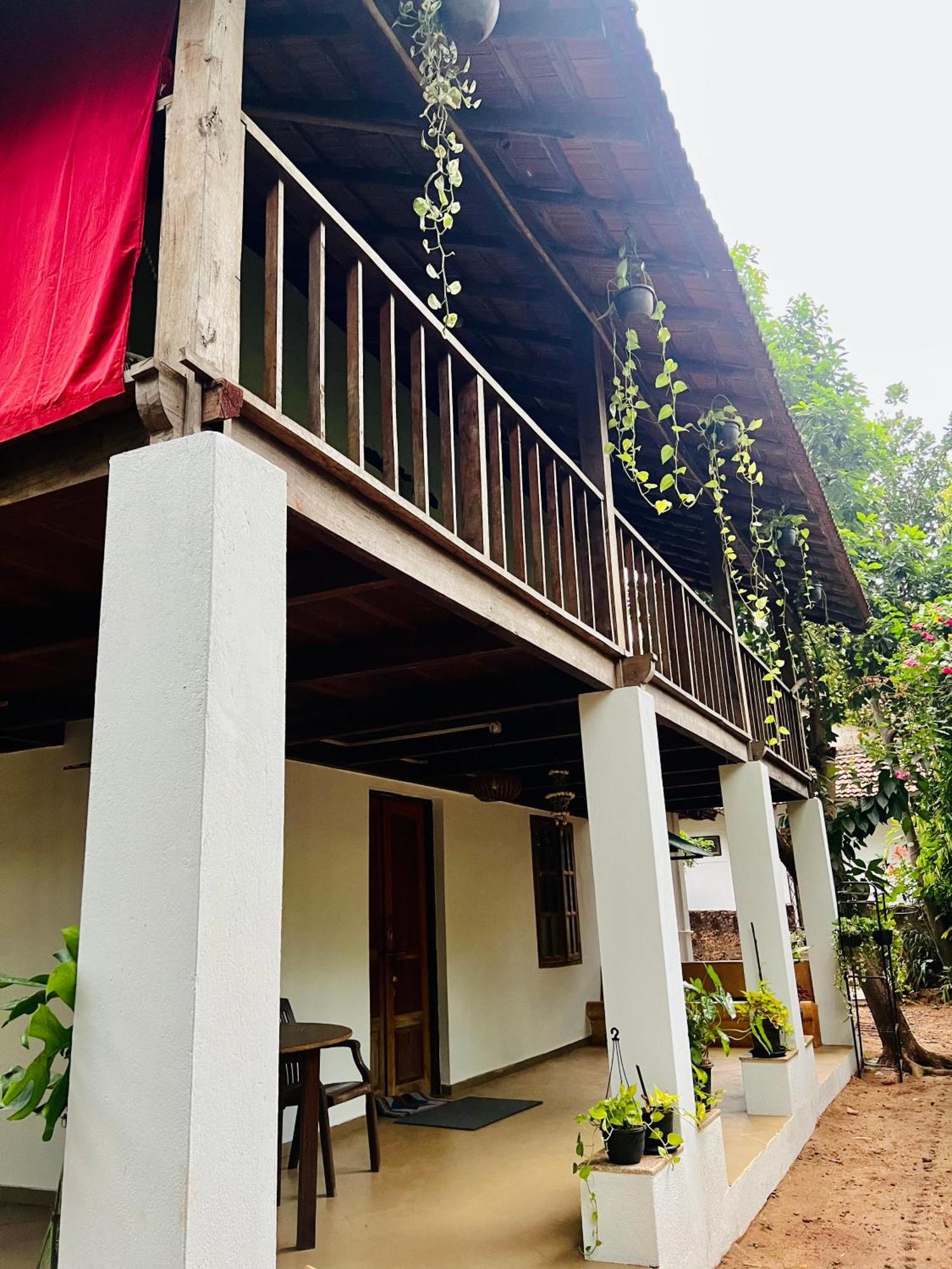 The Sunset Chalet 안주나 외부 사진