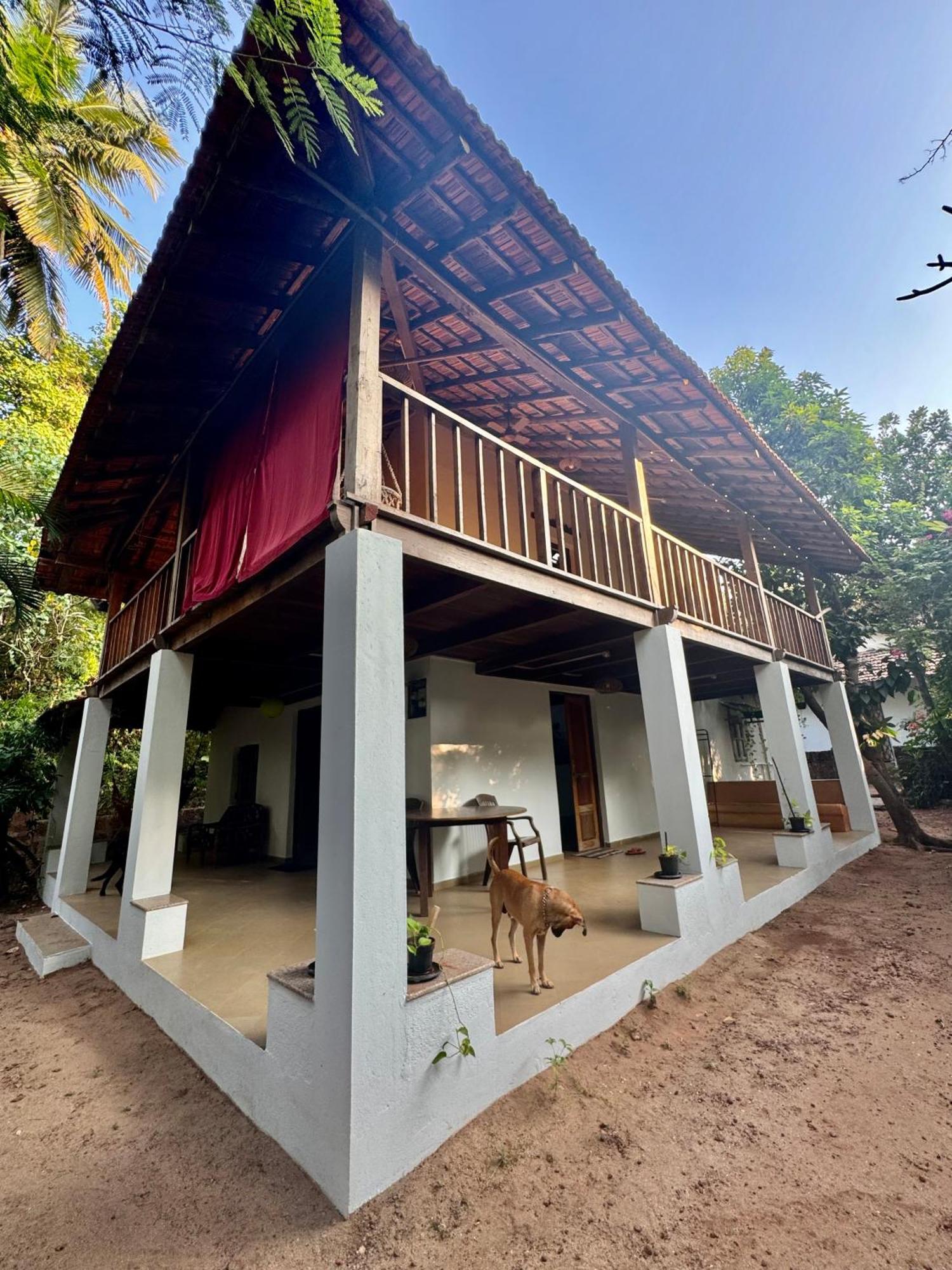 The Sunset Chalet 안주나 외부 사진